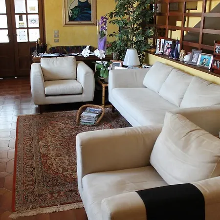 Bed and Breakfast Le Strade Del Po 3*